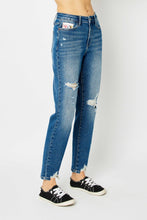 Load image into Gallery viewer, Judy Blue Full Size Distressed Slim Jeans
