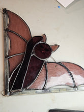 Load image into Gallery viewer, Stained Glass Corner Hanging Catty Bat - Purple
