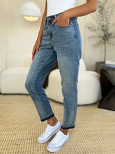 Load image into Gallery viewer, Judy Blue Full Size Mid Rise Rigid Magic Release Hem Jeans
