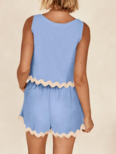 Load image into Gallery viewer, Contrast Trim Sleeveless Top and Shorts Set
