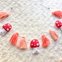 Load image into Gallery viewer, Smiling Mushroom Garland
