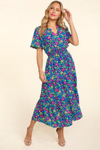 Load image into Gallery viewer, Haptics Printed Notched Short Sleeve Dress with Pockets
