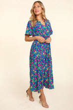 Load image into Gallery viewer, Haptics Printed Notched Short Sleeve Dress with Pockets
