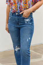 Load image into Gallery viewer, Judy Blue Theresa Full Size High Waisted Ankle Distressed Straight Jeans
