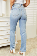 Load image into Gallery viewer, Judy Blue Full Size High Waist Jeans
