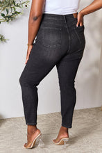 Load image into Gallery viewer, Judy Blue Full Size Tummy Control High Waist Denim Jeans
