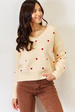 Load image into Gallery viewer, J.NNA Hearts Pattern V-Neck Sweater
