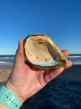 Load image into Gallery viewer, Beach Days Decoupaged Oyster Shell
