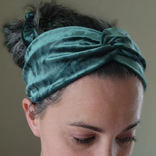 Load image into Gallery viewer, Velvet Green Headband
