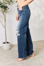 Load image into Gallery viewer, Judy Blue Full Size High Waist 90&#39;s Distressed Straight Jeans
