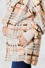 Load image into Gallery viewer, H&amp;T Checked Faux Fur Hooded Jacket
