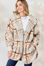 Load image into Gallery viewer, H&amp;T Checked Faux Fur Hooded Jacket
