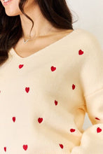 Load image into Gallery viewer, J.NNA Hearts Pattern V-Neck Sweater
