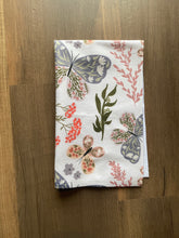 Load image into Gallery viewer, Floral Butterfly Hand Towels
